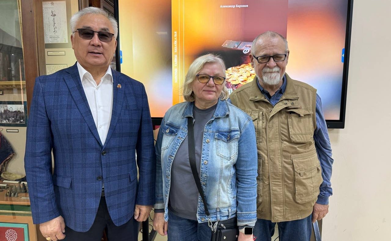 Баир Жамсуев принял участие в культурных мероприятиях, прошедших в рамках XII Забайкальского международного кинофестиваля