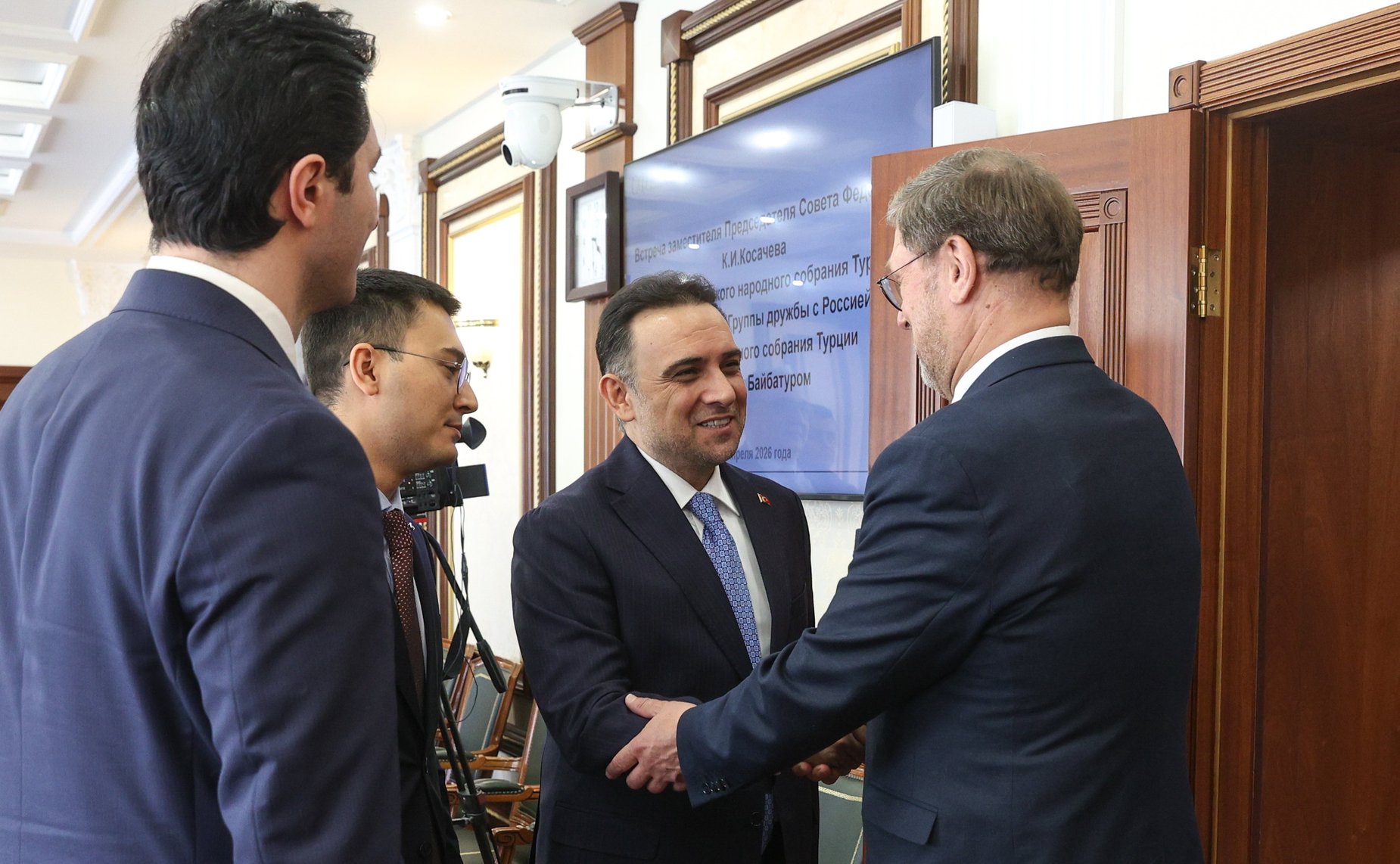 Встреча сенаторов РФ с депутатом Великого национального собрания Турции, председателем группы дружбы с Россией Великого национального собрания Турции Муратом Байбатуром