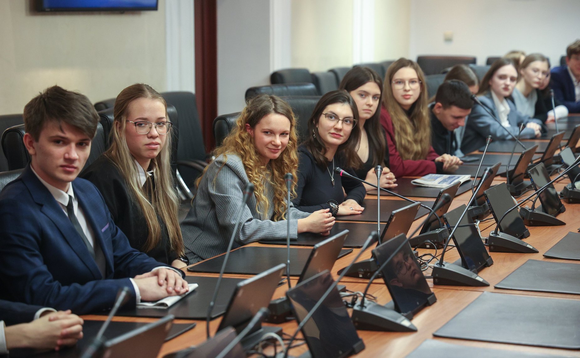 Рабочая встреча Олега Земцова со студентами и преподавателями Института экономики, управления и права ГАОУ ВО города Москвы «Московский городской педагогический университет»