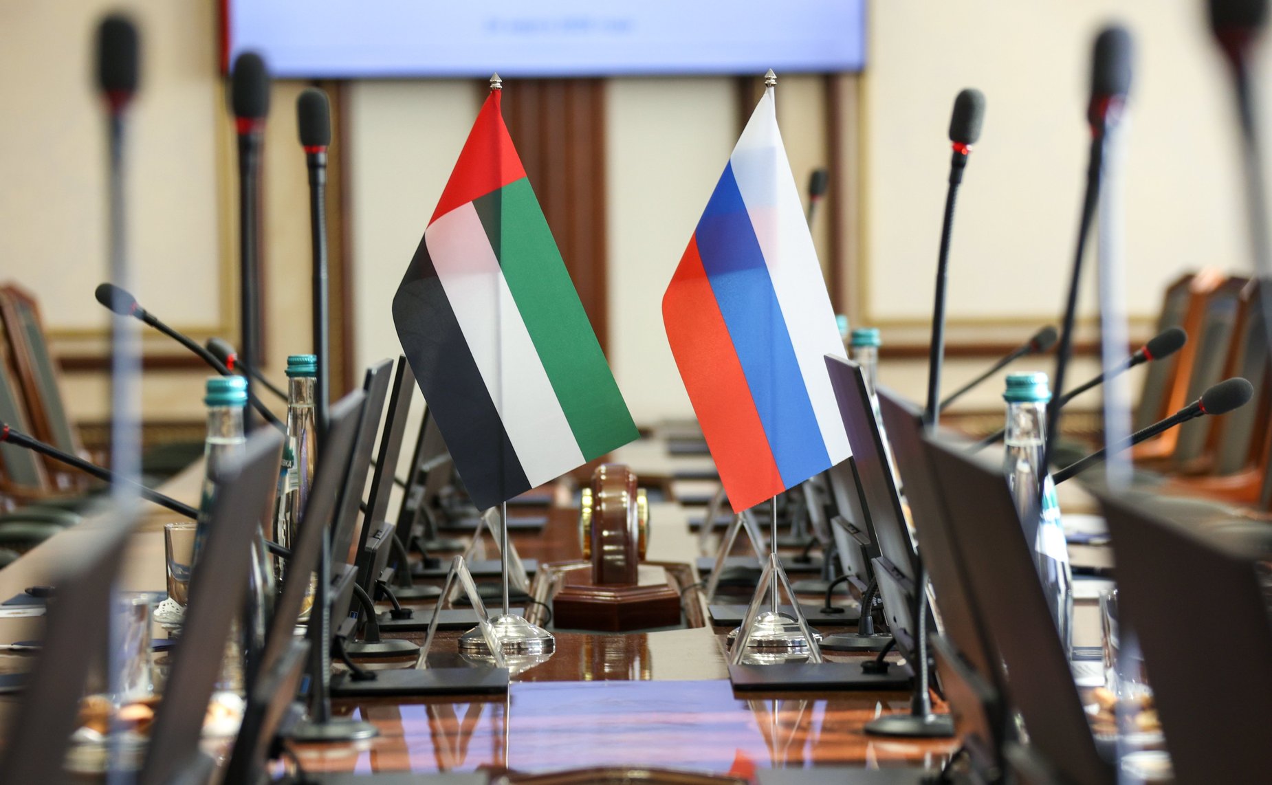 Встреча заместителя Председателя Совета Федерации Константина Косачева с Чрезвычайным и Полномочным Послом Объединенных Арабских Эмиратов в РФ Мухаммедом Аль-Джабером