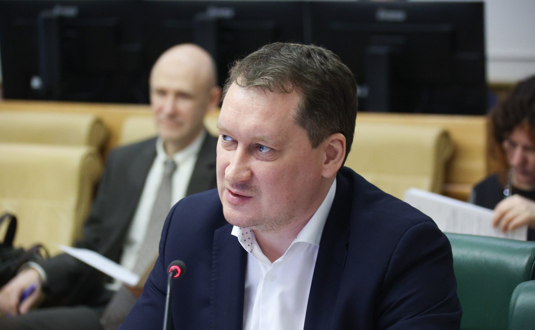 Заседание Комитета СФ по конституционному законодательству и государственному строительству