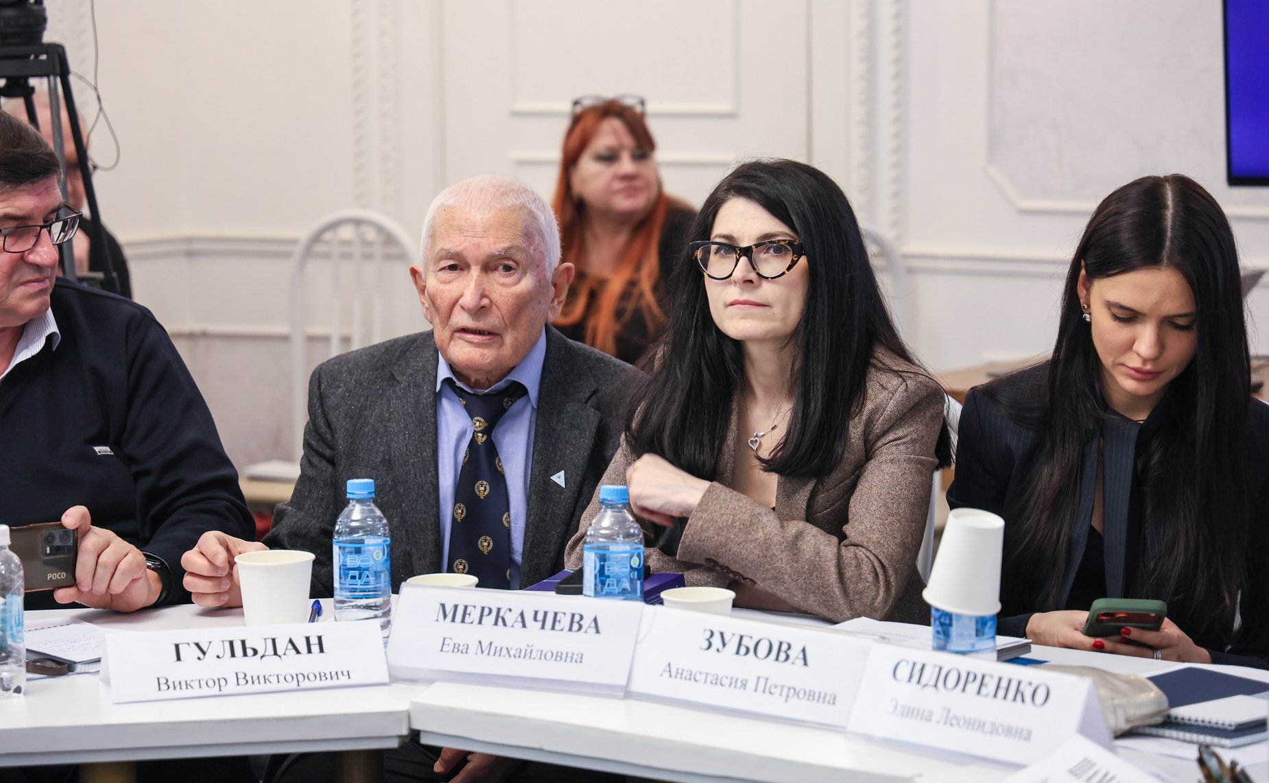 Круглый стол Комиссии СФ по информационной политике и взаимодействия со СМИ совместно с Союзом журналистов Москвы «Алгоритмы самозащиты: роль СМИ в схватке с кибермошейничеством»