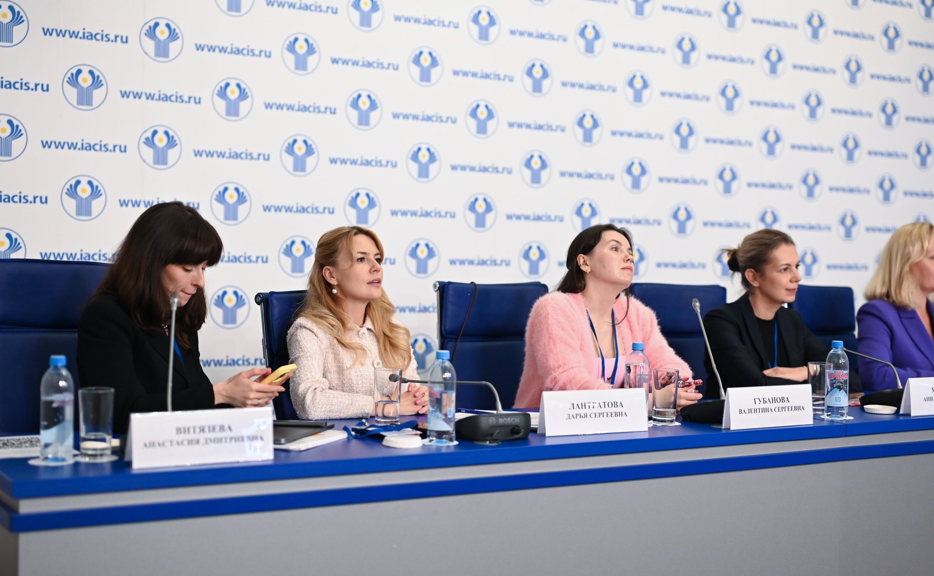 «Мода инвестирует в жизнь». IV Международный форум «Содружество моды»