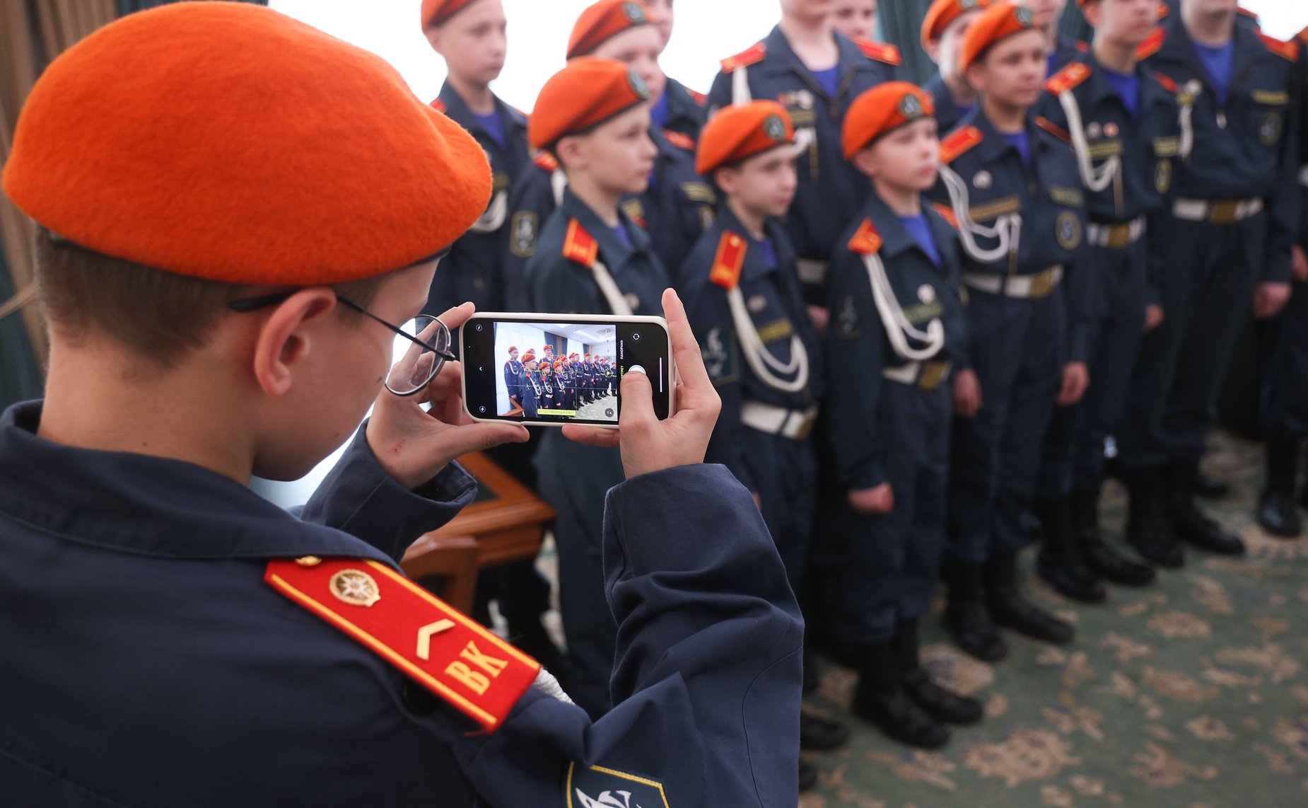 Встреча заместителя Председателя Совета Федерации Юрия Воробьева с кадетами Образовательного центра-кадетской школы «Корабелы Прионежья»