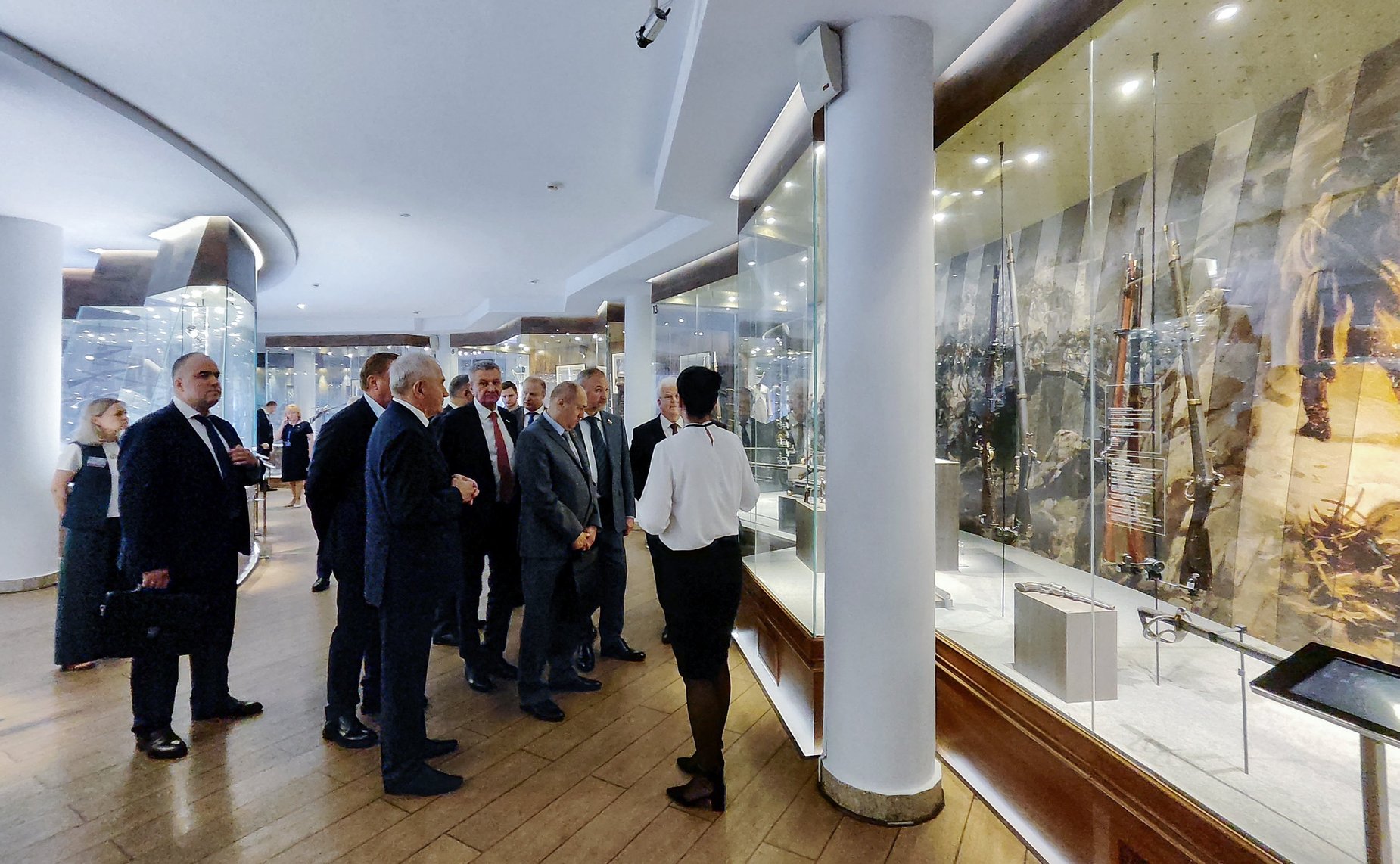 Круглый стол Комитета СФ по обороне и безопасности «Роль законодательных органов субъектов РФ в обеспечении профилактики правонарушений, противодействия экстремизму и терроризму на примере законодательной деятельности Тульской областной Думы»