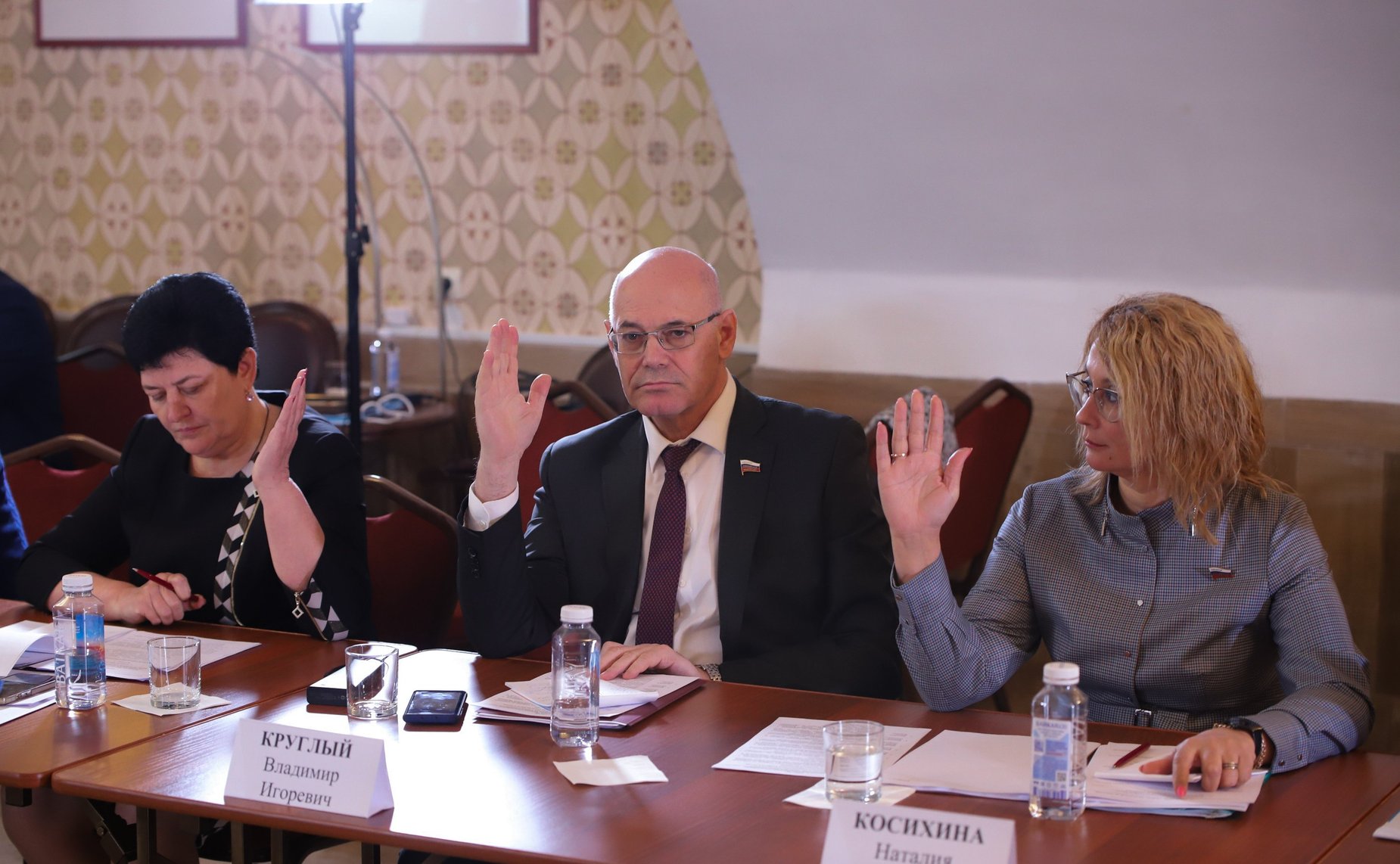 Сенаторы РФ приняли участие в заседании Комиссии Парламентского Собрания по социальной и молодежной политике, науке, культуре и гуманитарным вопросам