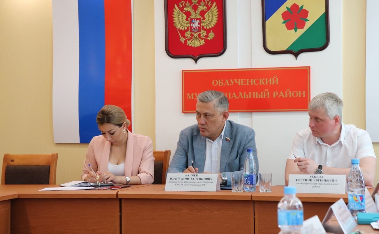 Юрий Валяев посетил с рабочей поездкой Облученский и Ленинский районы Еврейской автономной области