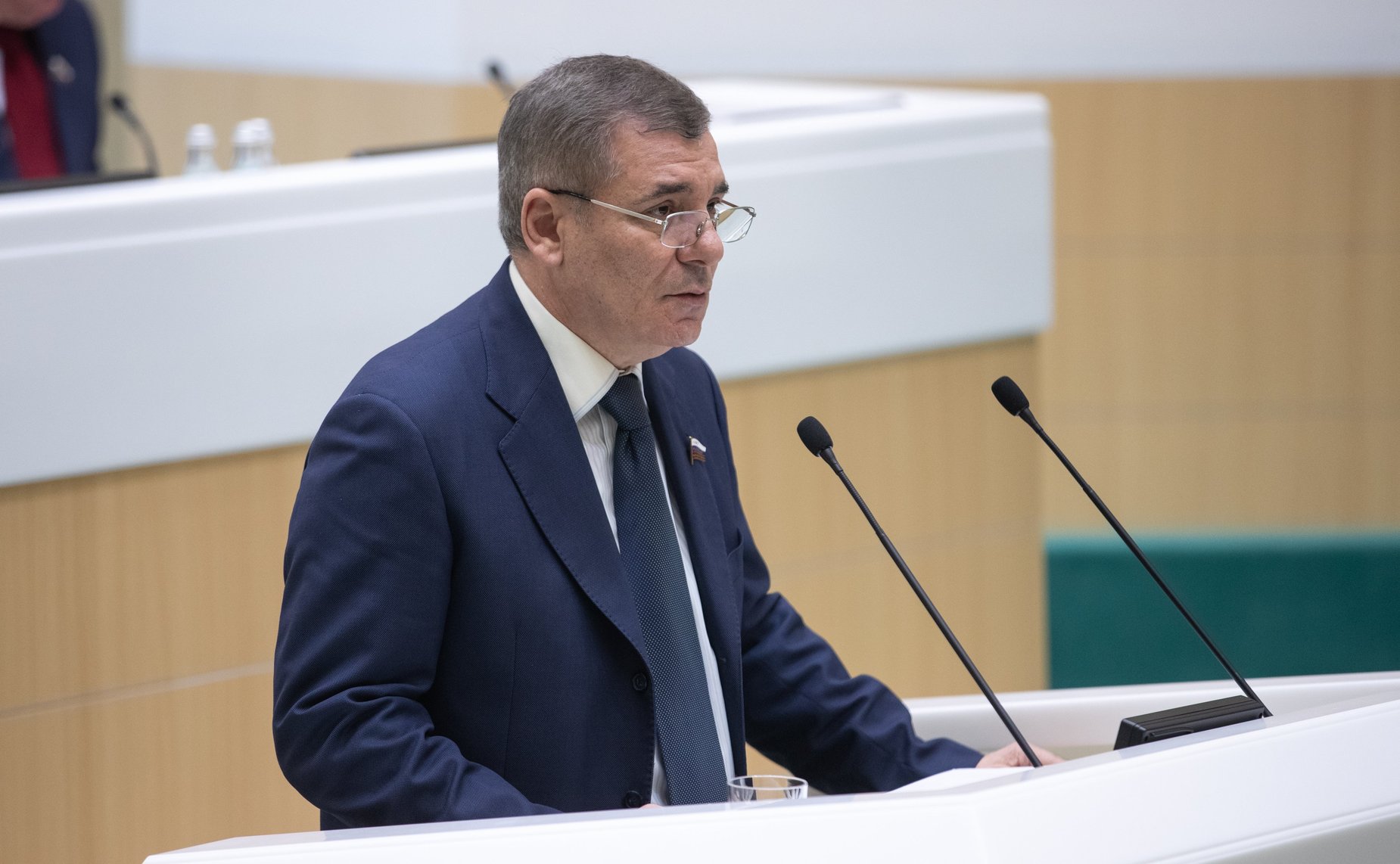 Арсен Каноков