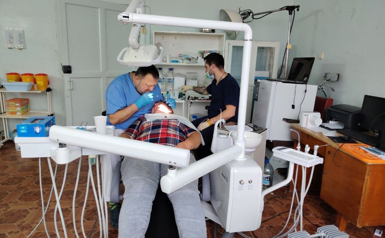 Игорь Кастюкевич оказал содействие в приезде врачей-стоматологов в Херсонскую область для лечения льготных категорий граждан