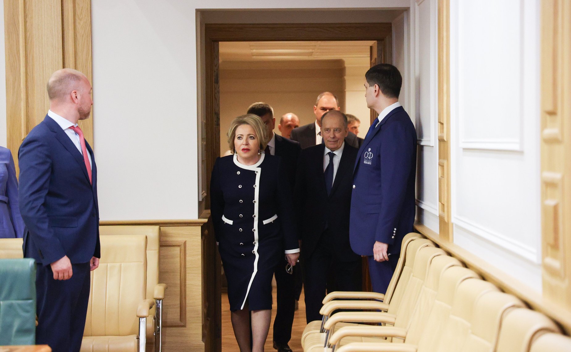 Состоялись консультации комитетов Совета Федерации по предложенной Президентом России кандидатуре на должность Директора Федеральной службы безопасности