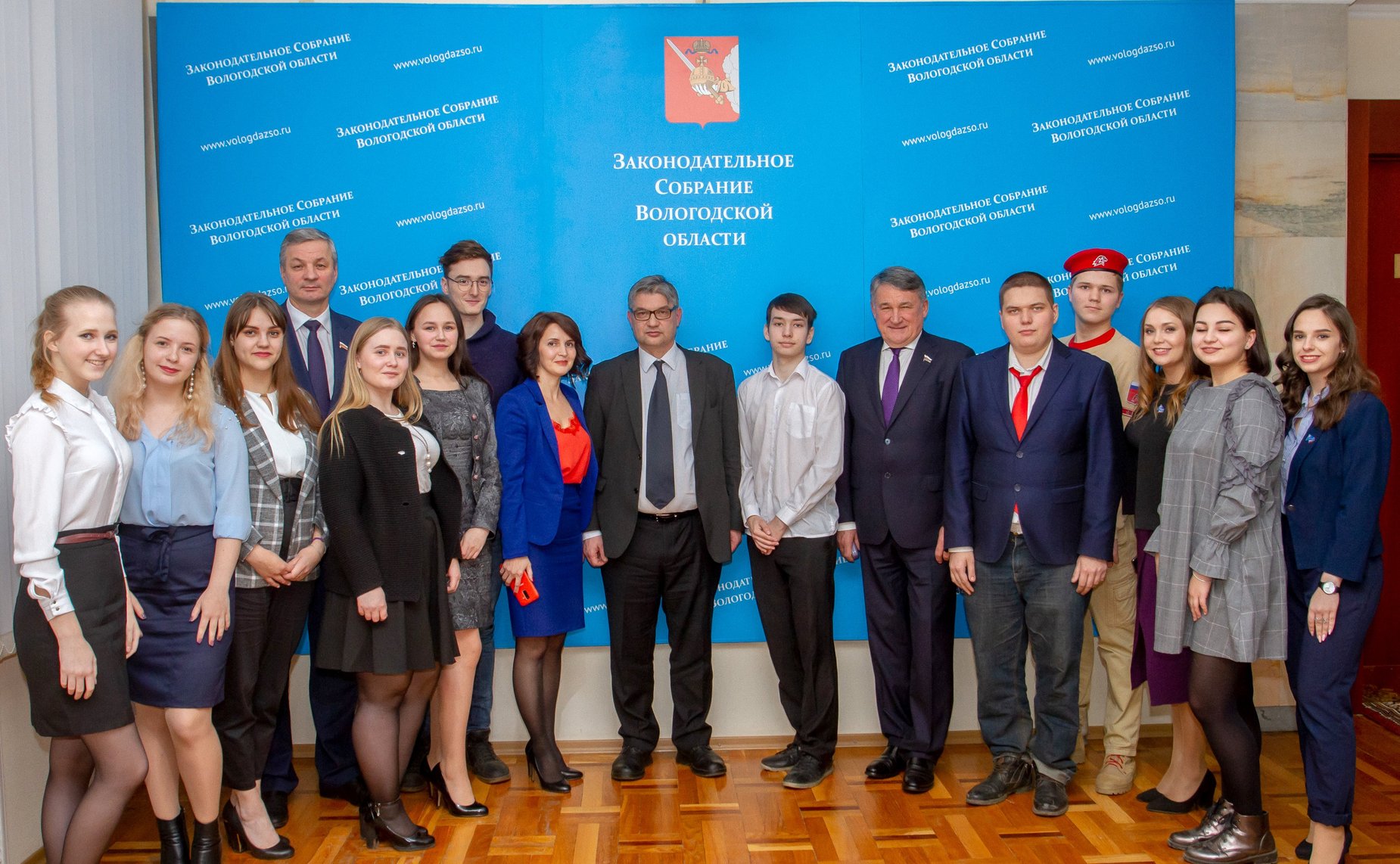 Юрий Воробьев принял участие в очередном заседании Дискуссионного клуба в Вологде