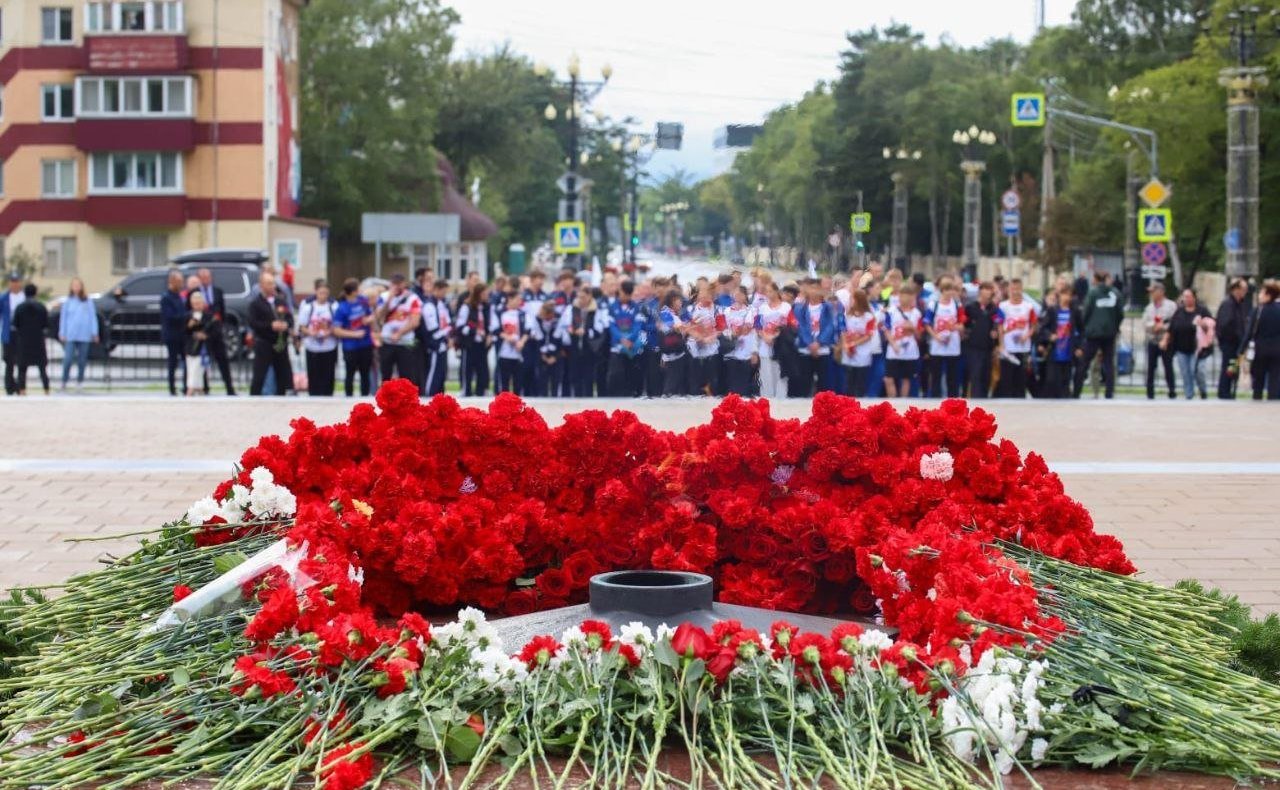 Андрей Хапочкин принял участие в церемонии старта финального этапа эстафеты «От Победы к Победе!»