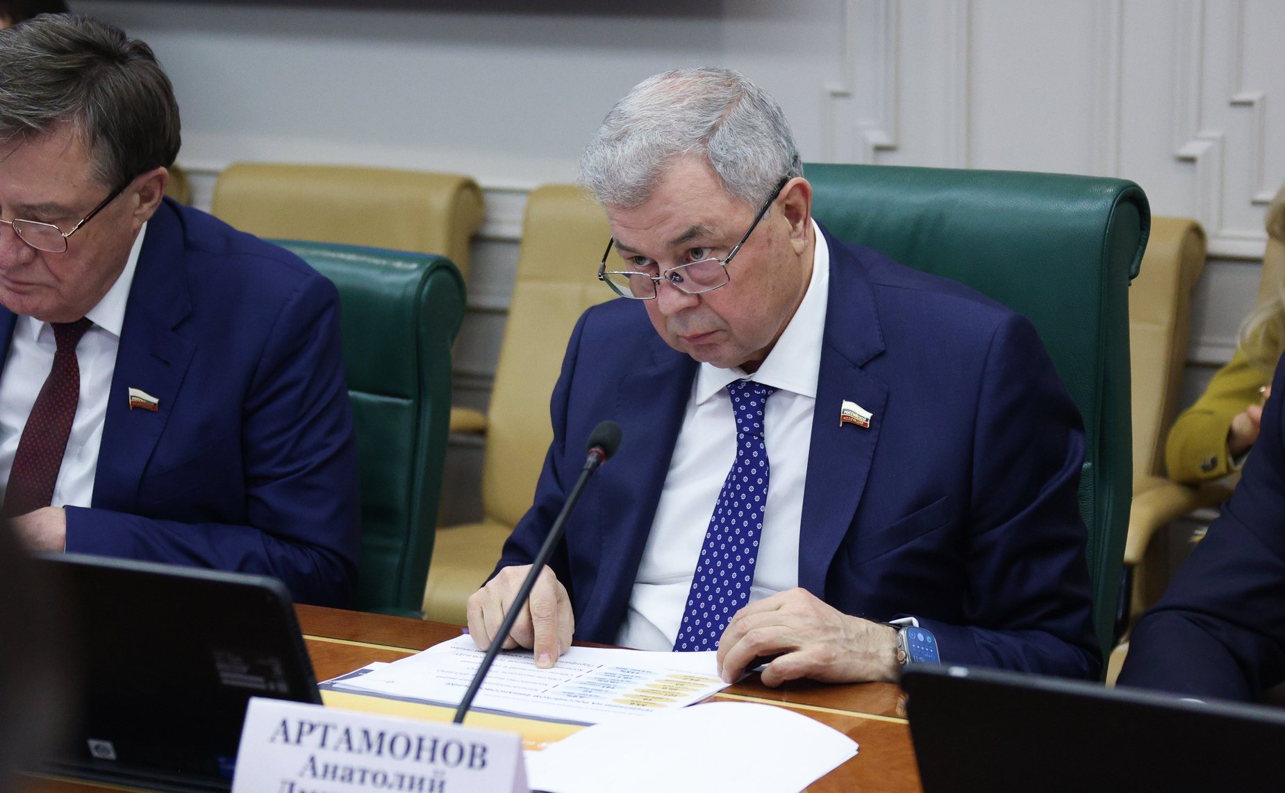 Анатолий Артамонов