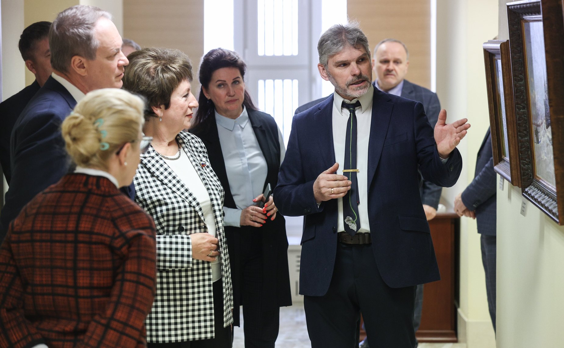 Открытие в Совете Федерации выставки картин художников творческого объединения «Русский мир»