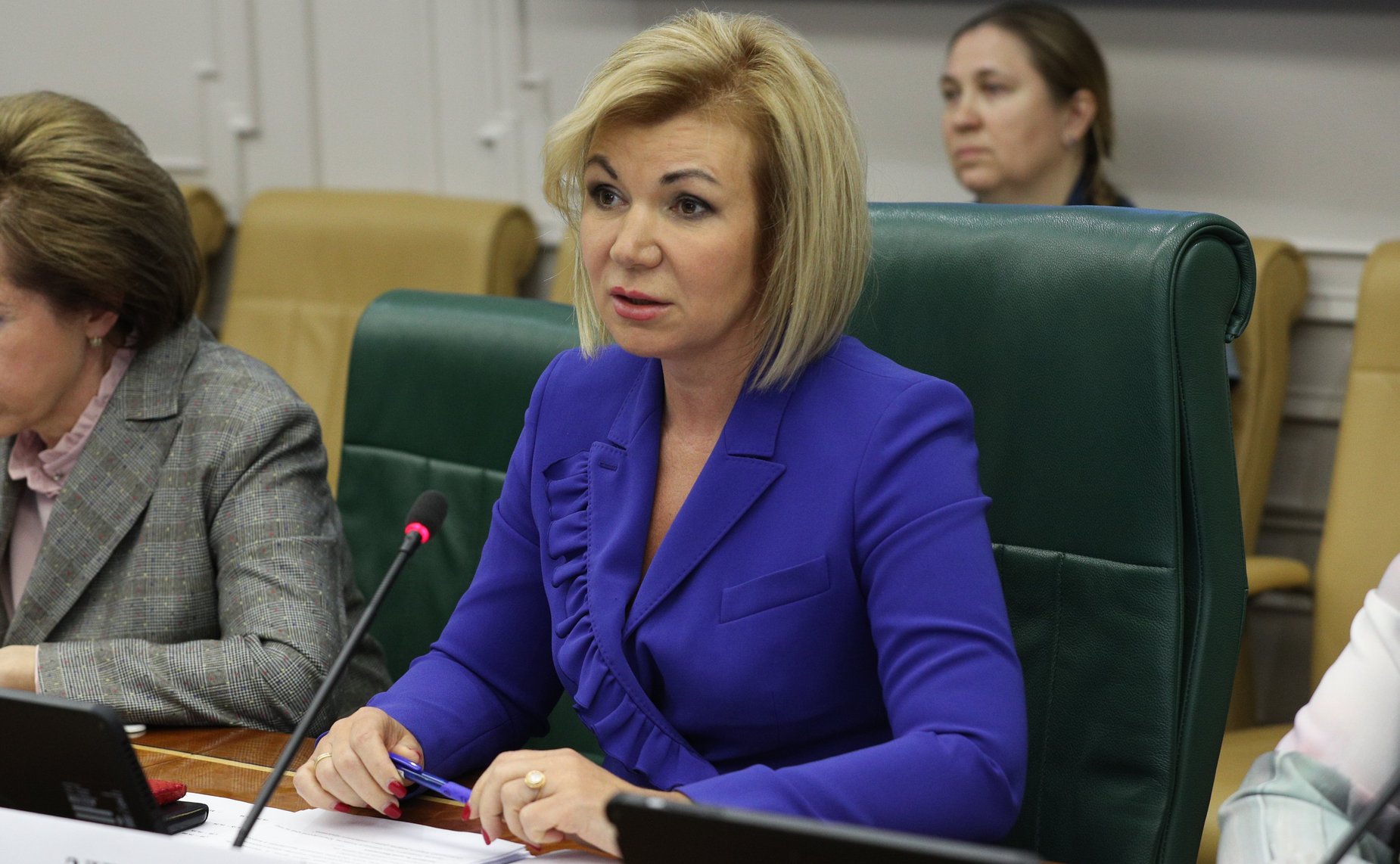 Елена Зленко