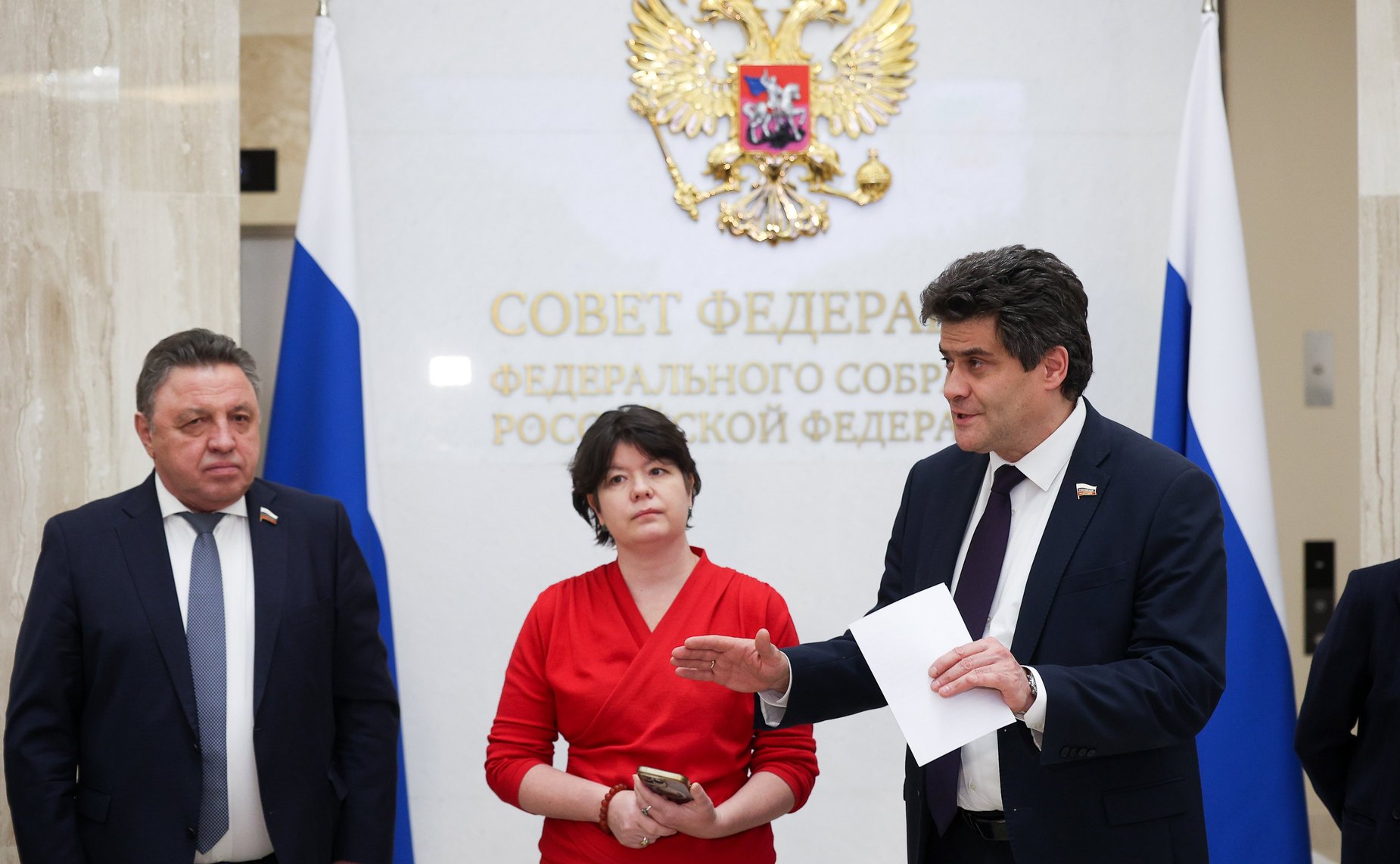 Открытие в Совете Федерации выставки Всероссийского конкурса «Въездные стелы муниципальных образований и входные группы общественных пространств»