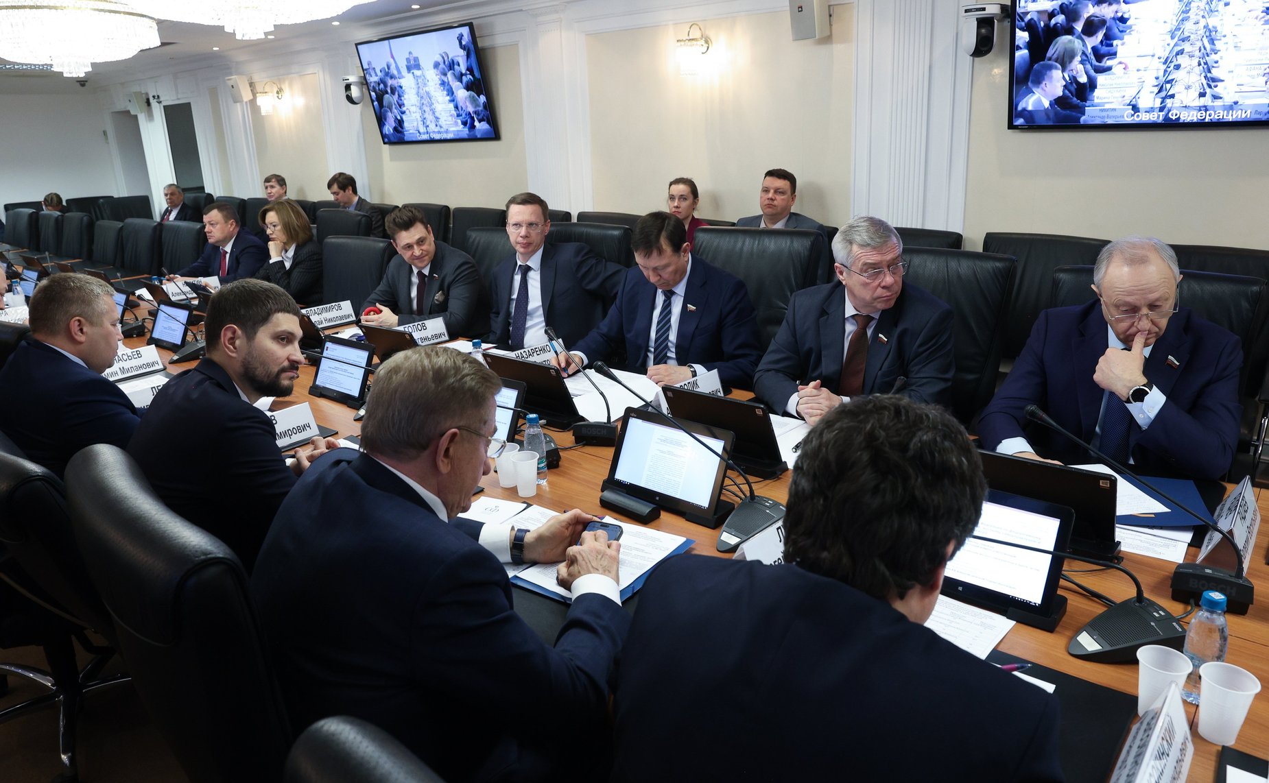 Заседание Комитета Совета Федерации по федеративному устройству, региональной политике, местному самоуправлению и делам Севера