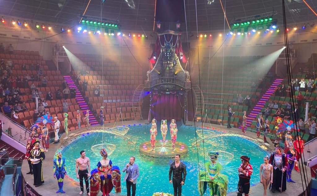 Торжественная церемония награждения работников культуры в их профессиональный праздник