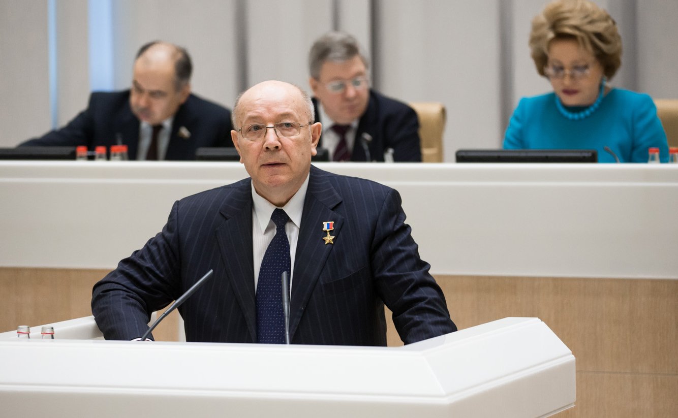 17-04 332 заседание Совета Федерации Чекалин 18