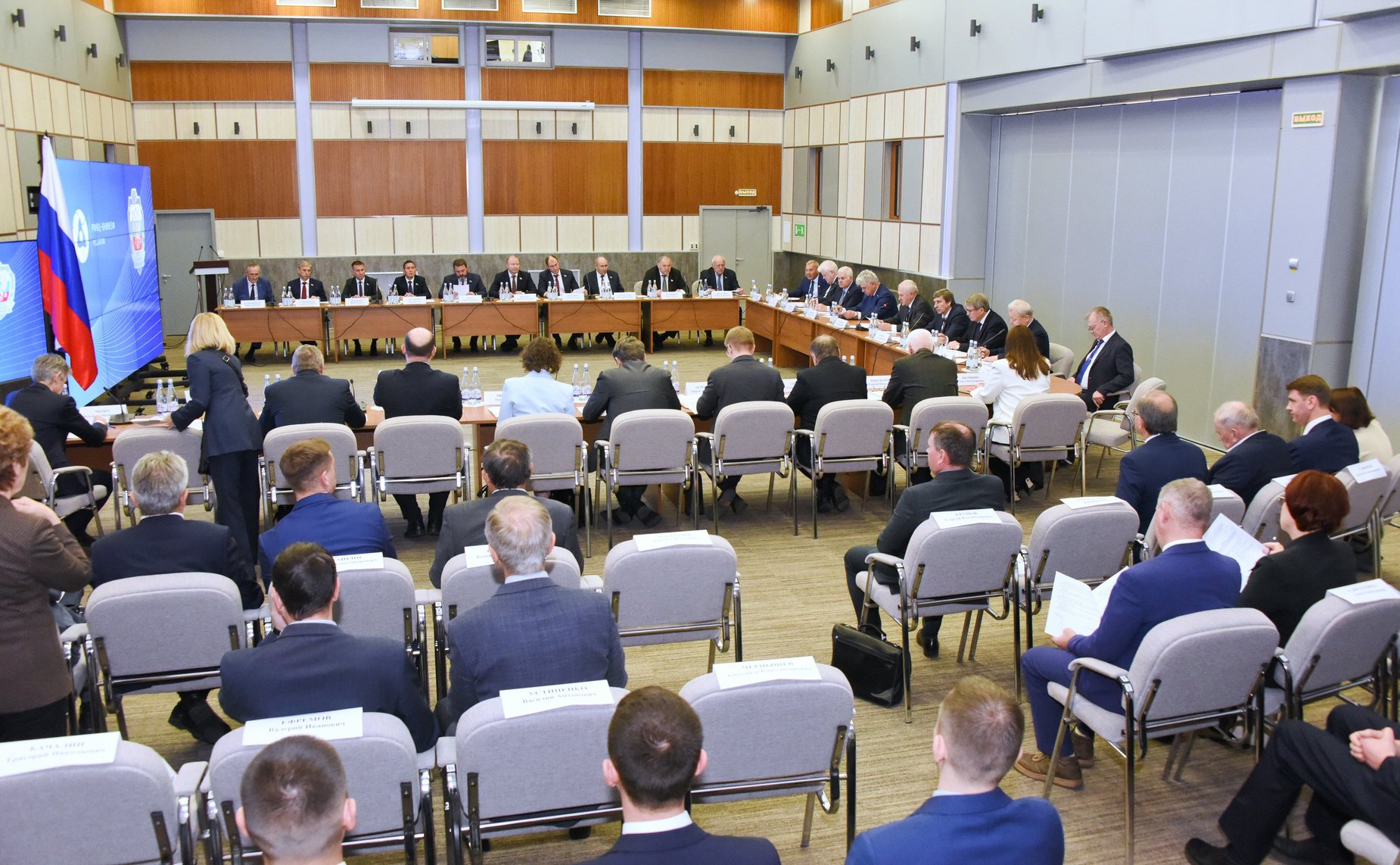 Выездное заседание Комитета СФ по обороне и безопасности на тему развития фундаментальной науки и ее роли в укреплении обороноспособности страны