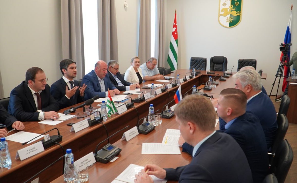 Состоялось заседание Комиссии по сотрудничеству Совета Федерации и Народного Собрания – Парламента Республики Абхазия