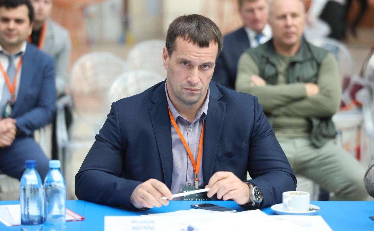 Эдуард Исаков