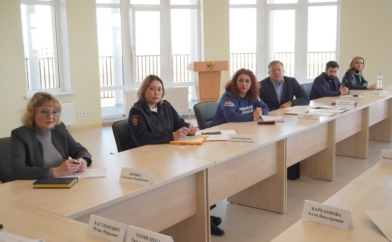 Игорь Кастюкевич принял участие в совместном совещании министров социального блока Херсонской области с председателем областной Думы Татьяной Томилиной и депутатами