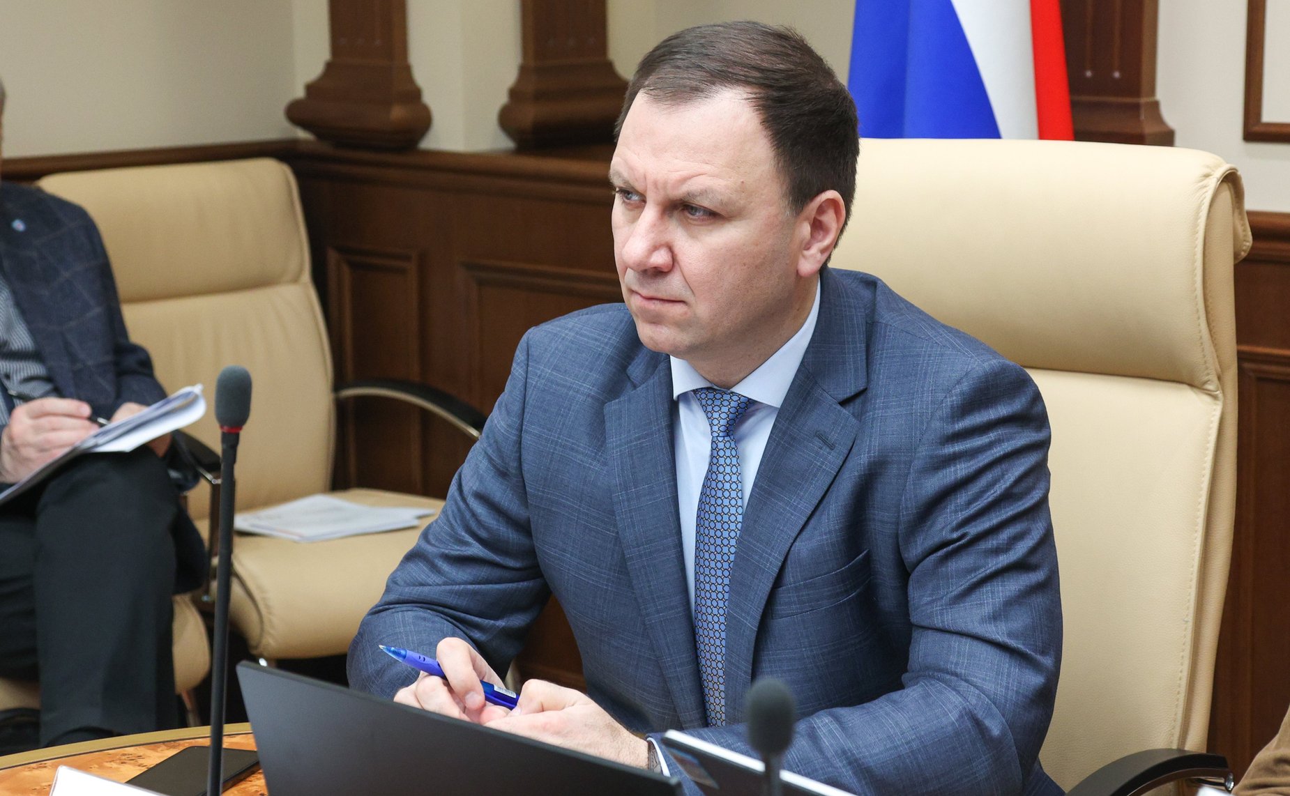 Круглый стол «Планирование развития социальной инфраструктуры на основе принципа нормативной обеспеченности социальной инфраструктурой в опорных населенных пунктах»