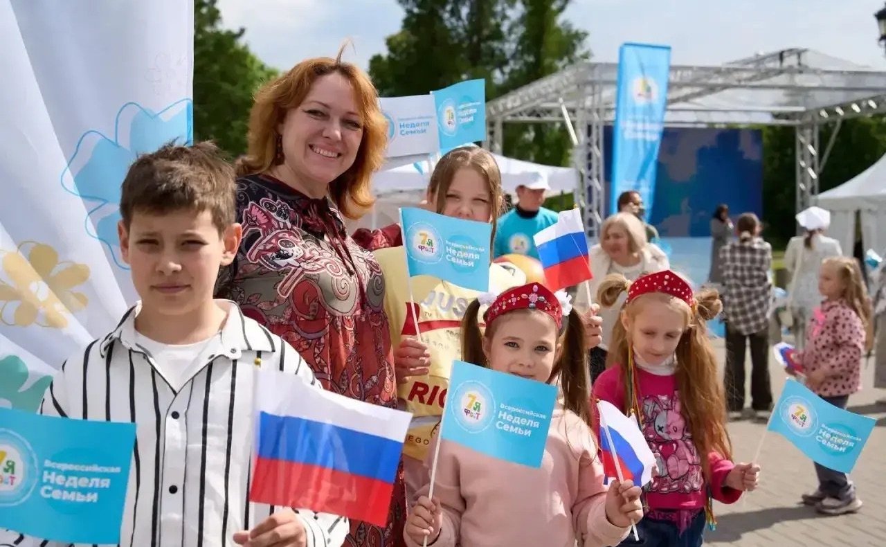 Анастасия Жукова приняла участие в Соборном молебне о благополучии российских семей в рамках Всероссийской недели семьи «7Яфест»