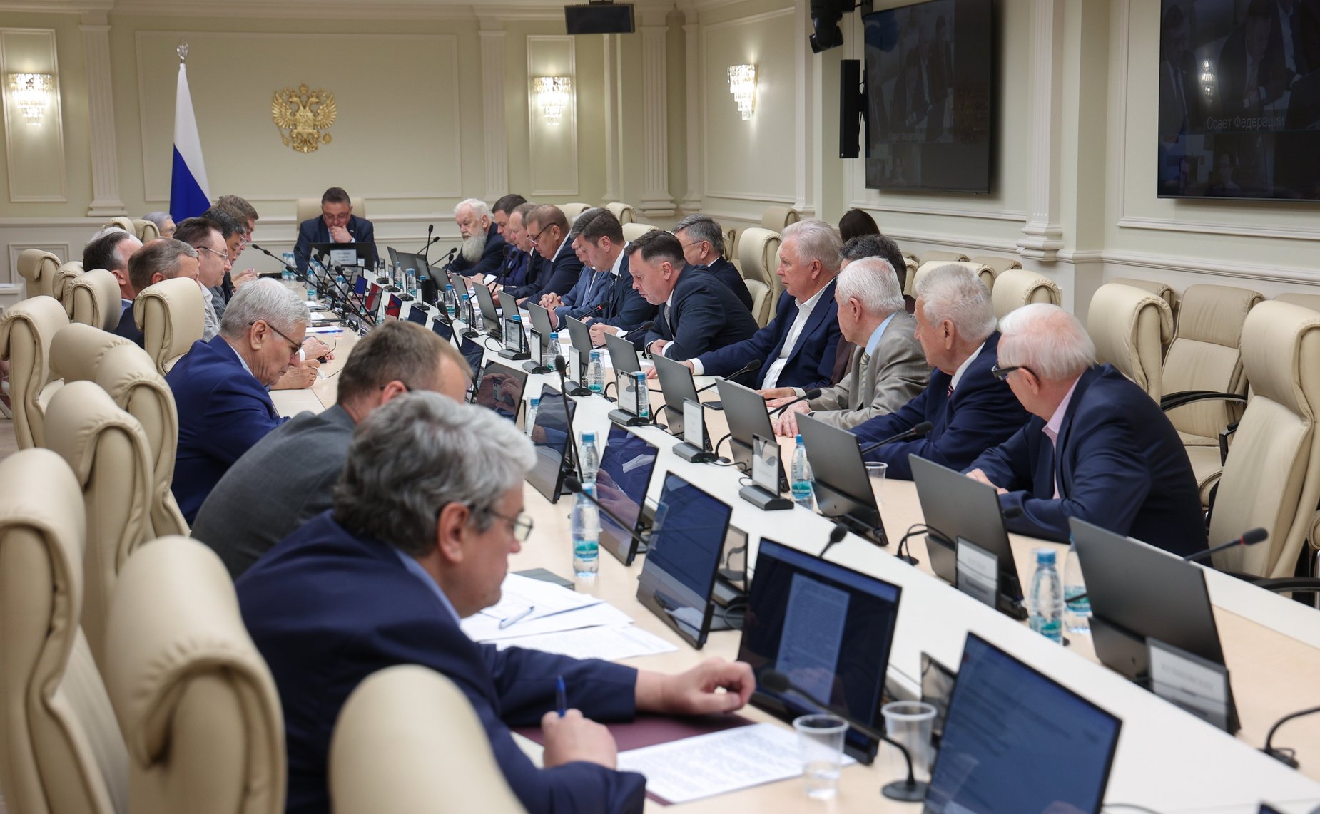 Заседание Комитета Совета Федерации по Регламенту и организации парламентской деятельности