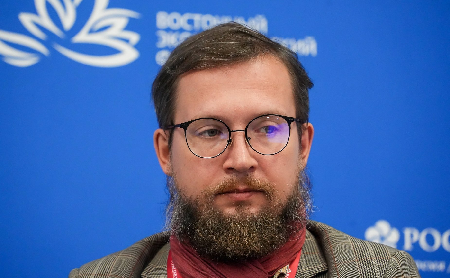 Сессия «Роль Сибири в развороте на Восток – как использовать дальневосточный опыт?». Сенаторы принимают участие в VIII Восточном экономическом форуме