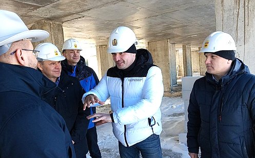 В. Новожилов посетил строительные площадки в Архангельской области
