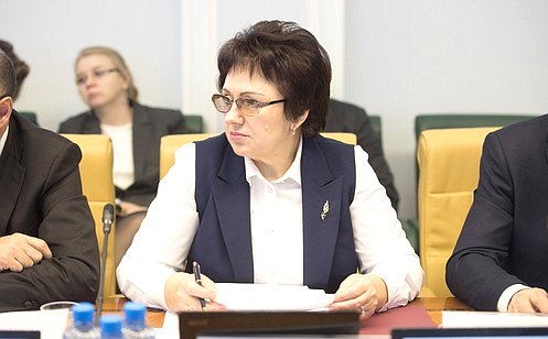 Е. Бибикова: «Серебряное волонтерство» в Псковской области необходимо развивать активными темпами