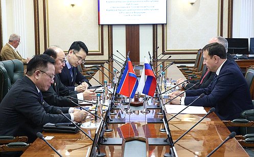 http://council.gov.ru/media/photos/large/54pRtLGpAOn2hJIwIQetLUoBHyr6TDmA.jpg