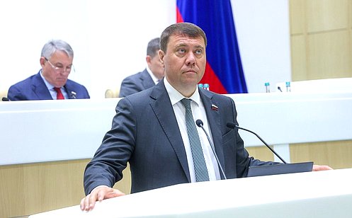 http://council.gov.ru/media/photos/large/55nTLxzHu5X9OcBQXsnCuc7wTnUj67Ab.jpg