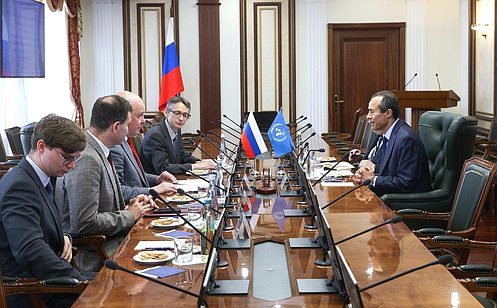 Г. Карасин провел встречу с помощником Генерального секретаря ООН Х. Хиари
