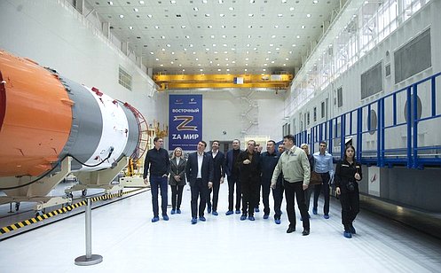 Сенаторы в ходе поездки в Амурскую область посетили космодром Восточный