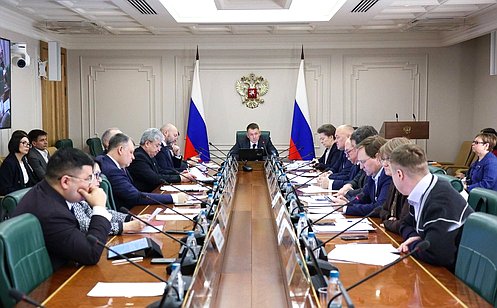 http://council.gov.ru/media/photos/large/AWCwQdj8FEAxXLA27s5EL5JdufVZAAV5.jpg