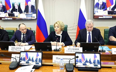 Комитет СФ по бюджету и финансовым рынкам рассмотрел кандидатуру для назначения на пост председателя Счетной палаты РФ