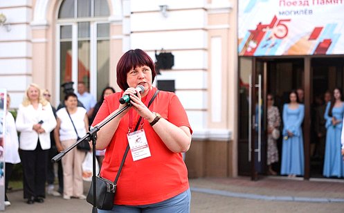 http://council.gov.ru/media/photos/large/GykKAA29eZLVuq9d5AlQ2tHD4AtvCSwE.jpg