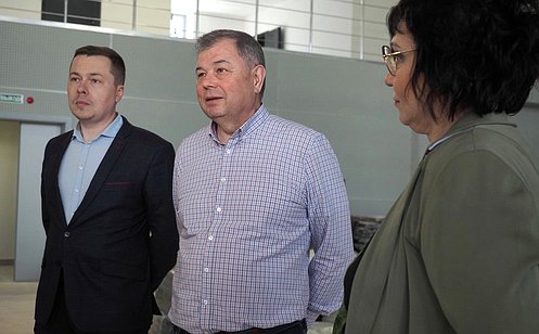 А. Артамонов в Калуге ознакомился с ходом работ во Дворце спорта