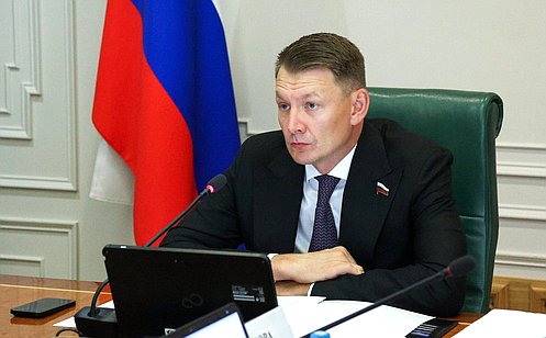 http://council.gov.ru/media/photos/large/KCcnmfrmLNAVJyx1VUPjRJ7Ag3SnOa4B.jpg