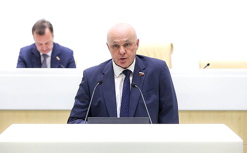 http://council.gov.ru/media/photos/large/RFjnDP4rAKb0FAv5hacyxXvohFAAo7tY.jpg