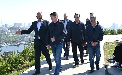 http://council.gov.ru/media/photos/large/Rq237lpAngaF9tDBDDvq40kJbSUQ06yS.jpg