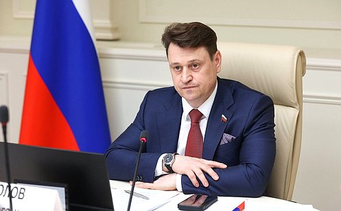 http://council.gov.ru/media/photos/large/T4lJEEaFvTcgmApNrLdHqUo56MgX18iP.jpg