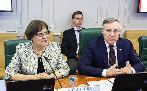 http://council.gov.ru/media/photos/large/Tokz8YpD0Ur6qmLR3hLDl69uv8i7CM05.jpg