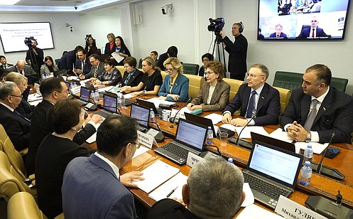 Комитет СФ по социальной политике обсудил вопросы развития системы здравоохранения Республики Саха (Якутия)