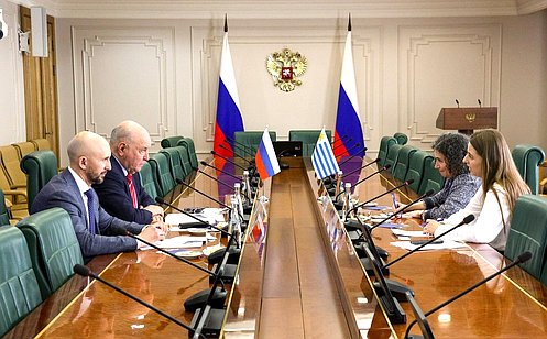 http://council.gov.ru/media/photos/large/VQV0KlEuXzWl54IDAQ6DEuo8kQXSt2hk.jpg