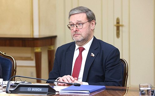 http://council.gov.ru/media/photos/large/Xp5qh3sdmFClZrPSp8qt92H4Pojze6Pl.jpg