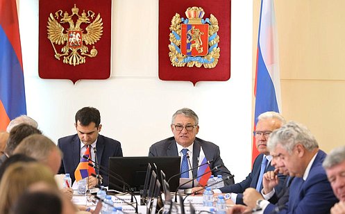 Парламентарии России и Армении обсудили в Красноярске роль национальных диаспор в развитии сотрудничества двух стран